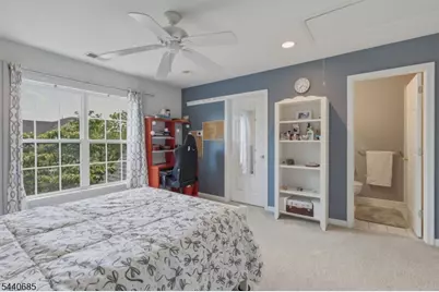 5 Rue Cezanne, Franklin Township, NJ 08873 - Photo 32