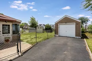 3 Lucien Pl, Linden, NJ 07036 - Photo 36