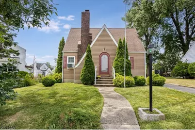 3 Lucien Pl, Linden, NJ 07036 - Photo 2