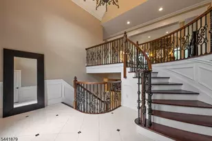 18 Berkshire Pl, Englewood, NJ 07632 - Photo 2