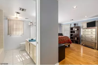 2 Crystal Ln, Paterson, NJ 07501 - Photo 12