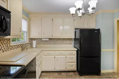 44 Summit Rd, Jefferson Township, NJ 07438 - Photo 8