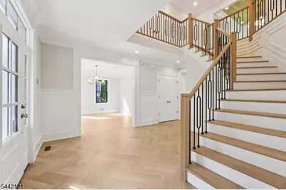 25 Beverly Rd, Madison, NJ 07940 - Photo 4