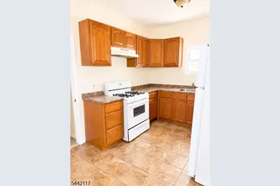 316 Clifton Ave, Newark, NJ 07104 - Photo 10