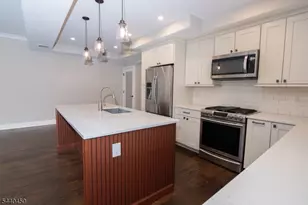 14 Clover Ct, Berkeley Heights Township, NJ 07922 - Photo 6