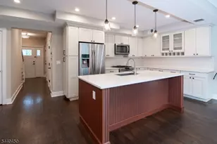 14 Clover Ct, Berkeley Heights Township, NJ 07922 - Photo 4