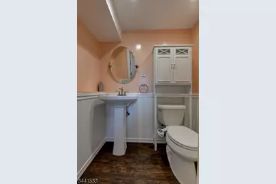 23 Ute Ave, Parsippany, NJ 07034 - Photo 18