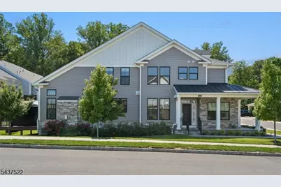 1 Beacon Pl, Warren Township, NJ 07059 - Photo 2