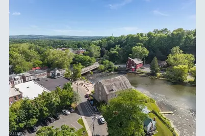 8 Leigh St, Clinton, NJ 08809 - Photo 18