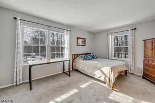 430 Poets Way, Mahwah, NJ 07430 - Photo 16