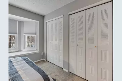 430 Poets Way, Mahwah, NJ 07430 - Photo 22