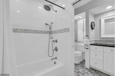 152 Long Hill Rd, Little Falls Township, NJ 07424 - Photo 30