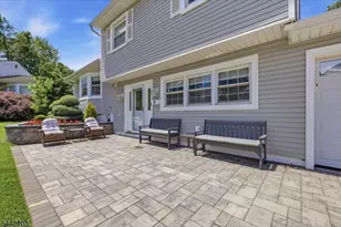 18 Stern Pl, Woodbridge Township, NJ 08863 - Photo 2