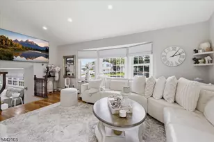 18 Stern Pl, Woodbridge Township, NJ 08863 - Photo 8