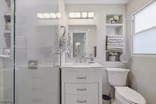 18 Stern Pl, Woodbridge Township, NJ 08863 - Photo 20