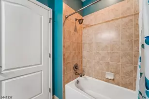 6214 Brookhaven Court, Riverdale, NJ 07457 - Photo 20