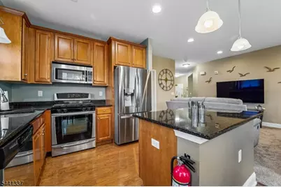 6214 Brookhaven Ct #214, Riverdale, NJ 07457 - Photo 14
