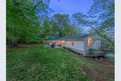 42 Chilton St, Bernardsville, NJ 07924 - Photo 32
