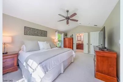 42 Chilton St, Bernardsville, NJ 07924 - Photo 16