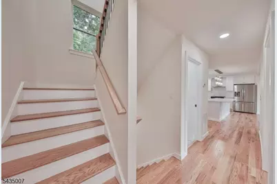 90 Chestnut St, Morristown, NJ 07960 - Photo 24