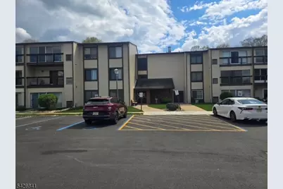 278 Crosse Dr #3F, Monroe Township, NJ 08831 - Photo 2