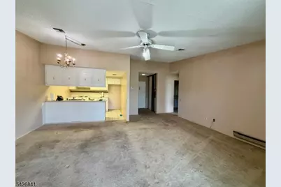278 Crosse Dr #3F, Monroe Township, NJ 08831 - Photo 4