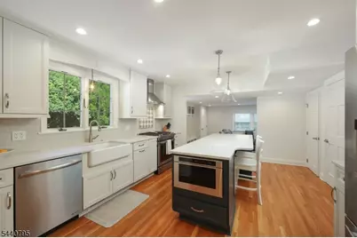 220 Wychwood Road, Westfield, NJ 07090 - Photo 8