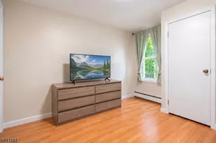 37 Fenner Ave, Clifton, NJ 07013 - Photo 18