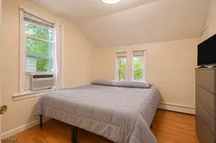 37 Fenner Ave, Clifton, NJ 07013 - Photo 16