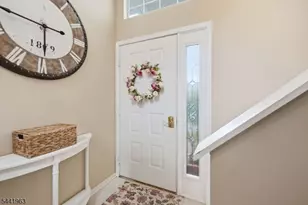 45 Rhea Run, Hampton Township, NJ 07860 - Photo 6