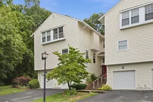 45 Rhea Run, Hampton Township, NJ 07860 - Photo 2