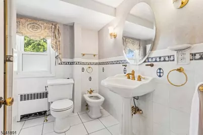 240 Summit Rd, Mountainside, NJ 07092 - Photo 14