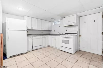 240 Summit Rd, Mountainside, NJ 07092 - Photo 20