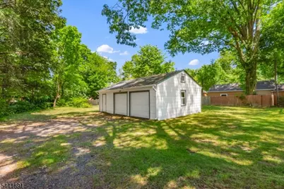 240 Summit Rd, Mountainside, NJ 07092 - Photo 26