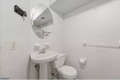 726 Harbortown Blvd, Perth Amboy, NJ 08861 - Photo 34