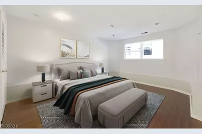 726 Harbortown Blvd, Perth Amboy, NJ 08861 - Photo 32