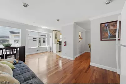 726 Harbortown Blvd, Perth Amboy, NJ 08861 - Photo 12
