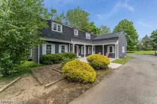 5 Brookfield Way, Mendham, NJ 07945 - Photo 2