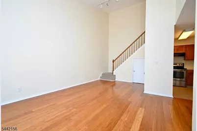 4 Cedar Court, Bedminster Township, NJ 07921 - Photo 2