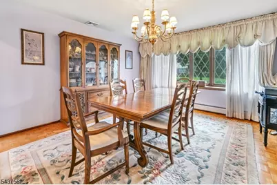 7 Glendale Ln, Fairfield, NJ 07004 - Photo 14