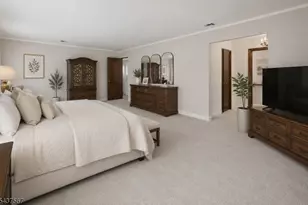 7 Glendale Ln, Fairfield, NJ 07004 - Photo 18
