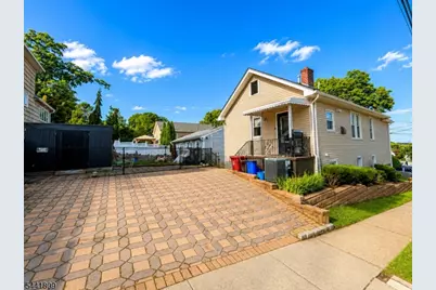 207 Van Winkle Ave, Nutley, NJ 07110 - Photo 6