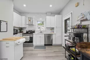 207 Van Winkle Ave, Nutley, NJ 07110 - Photo 8