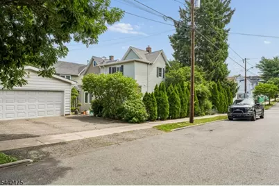 33 Myrtle Ave, Nutley, NJ 07110 - Photo 32