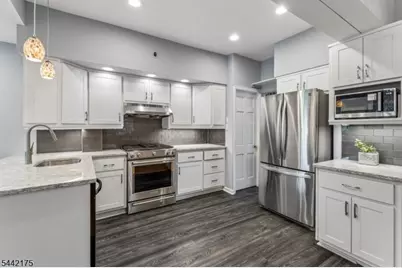33 Myrtle Ave, Nutley, NJ 07110 - Photo 6