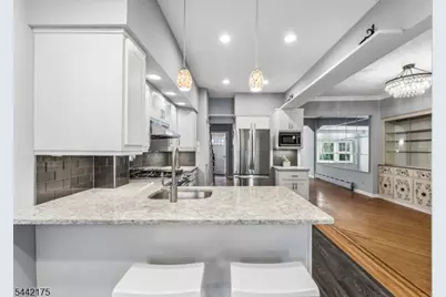 33 Myrtle Ave, Nutley, NJ 07110 - Photo 8