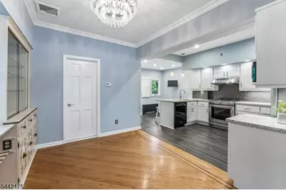 33 Myrtle Ave, Nutley, NJ 07110 - Photo 14