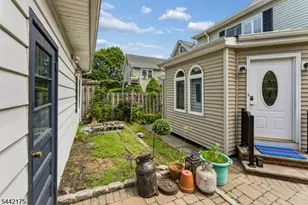 33 Myrtle Ave, Nutley, NJ 07110 - Photo 30