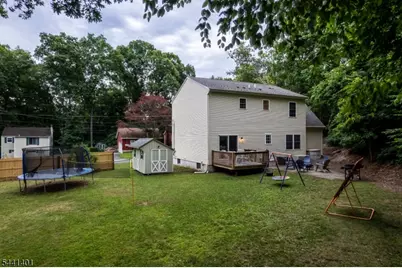 13 Cranberry Ledge Rd, Byram Township, NJ 07821 - Photo 28