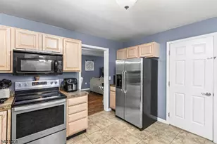 13 Cranberry Ledge Rd, Byram Township, NJ 07821 - Photo 10